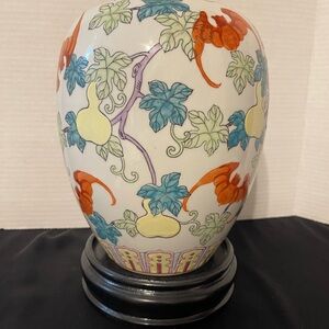 Decorative Ceramic Ginger Jar with Multicolor Leaf Design